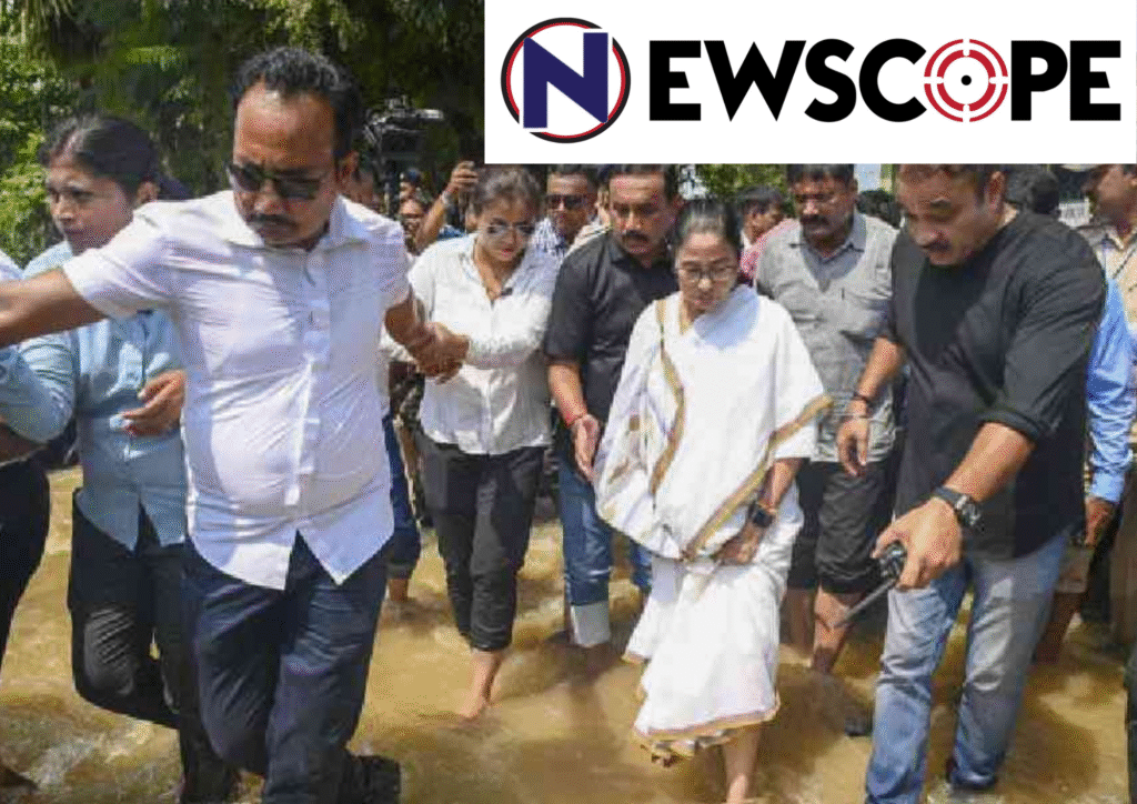 Mamata accuses Centre of helping other stares during floods, but not WB