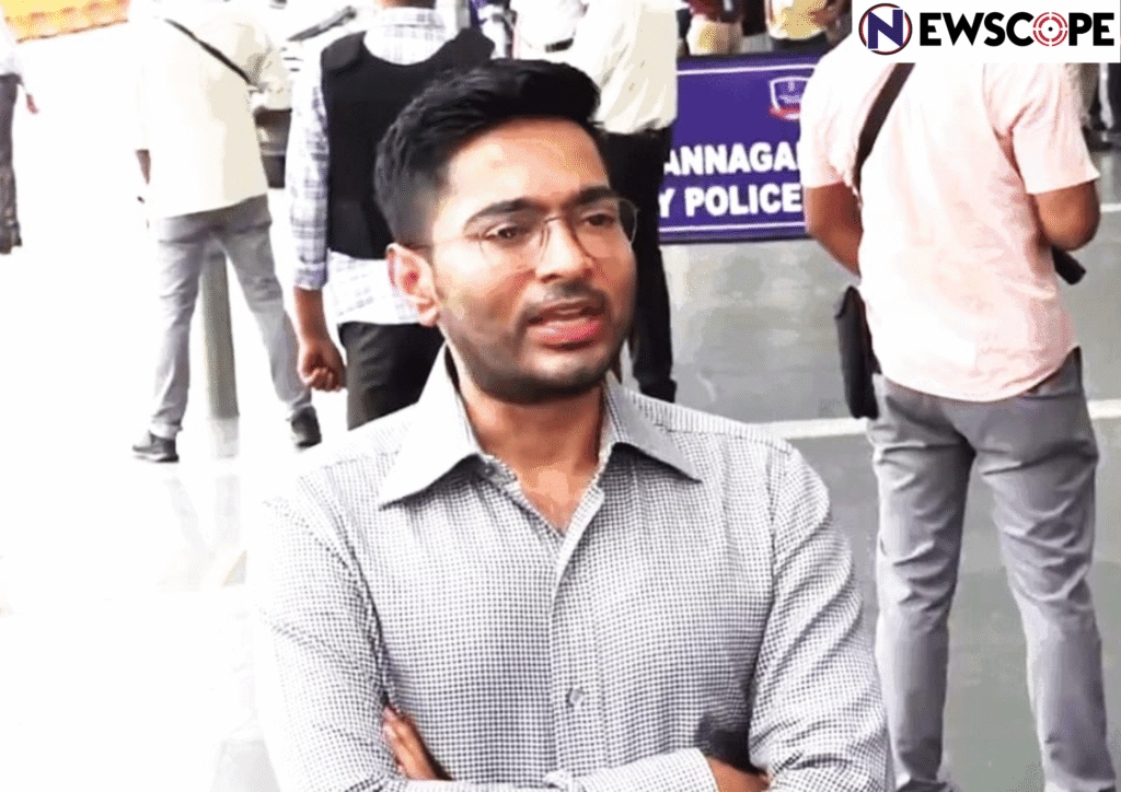 Attacking EC’s ‘tampered’ voters’list, Abhishek Banerjee demands dissolution of Lok Sabha & fresh elections