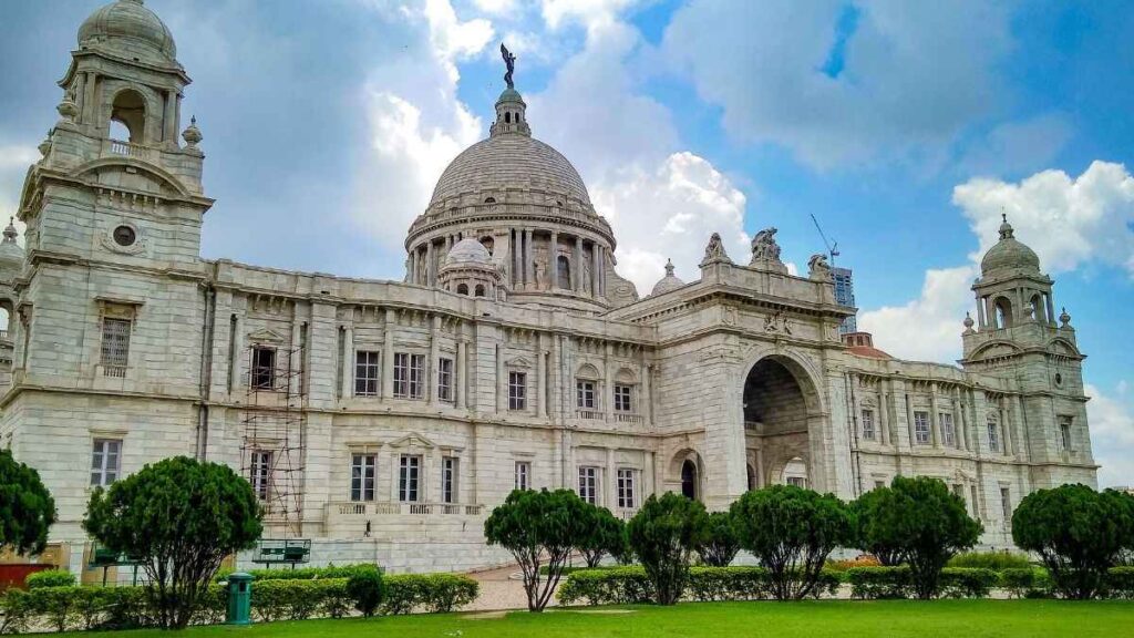 West Bengal ranks 2nd in foreign tourist arrivals after Maharashtra