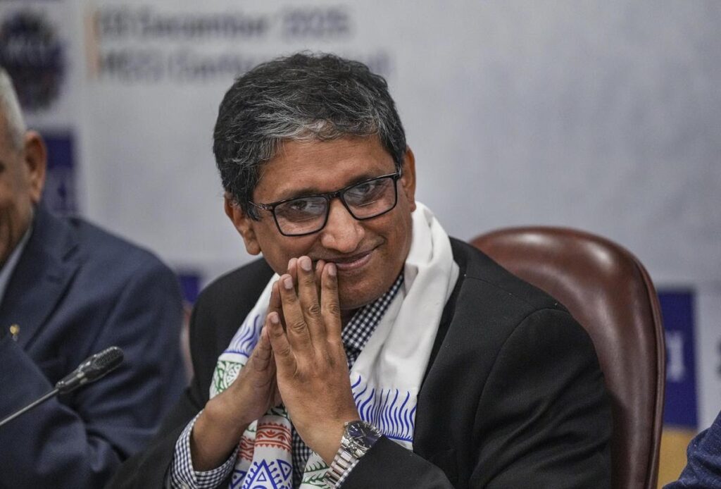 India summons Bangladesh envoy as radical groups callfor march to Indian High Commission in Dhaka