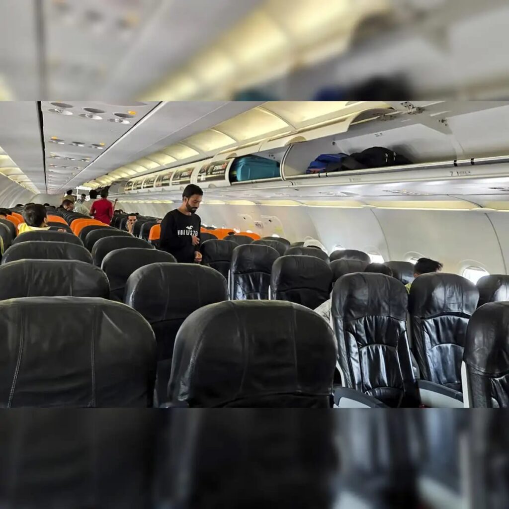 Airlines to Offer 60% Seats Without Extra Charges from April 20 Airlines to Offer 60% Seats Without Extra Charges from April 20