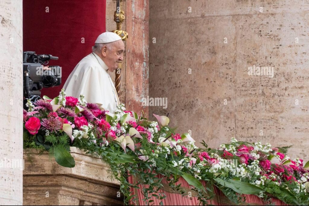 Pope Francis Issues "Urbi et Orbi" Plea: A Call to Silence the Weapons This Easter