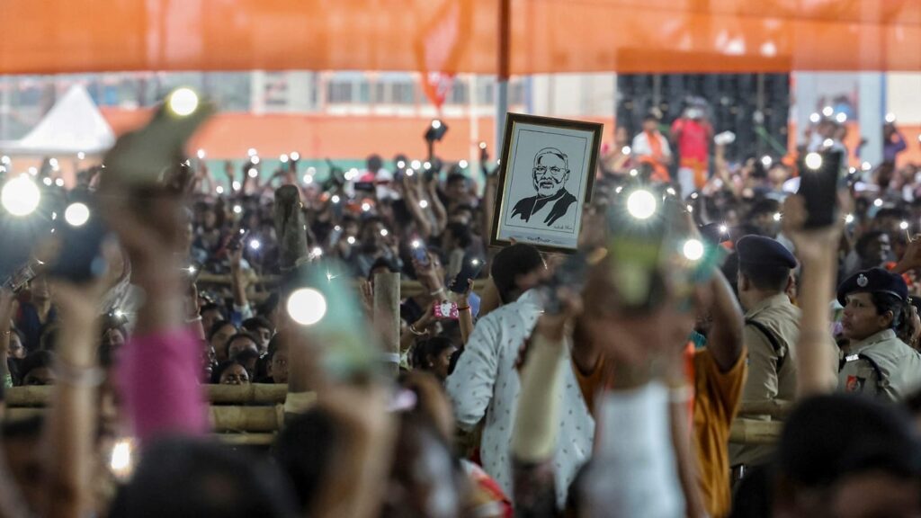 PM Modi to Address Women's Convention in Varanasi