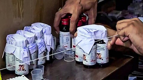 “Major Drug Bust in Kaliachak: Police Recover Huge Consignment of Cough Syrup” “Major Drug Bust in Kaliachak: Police Recover Huge Consignment of Cough Syrup”