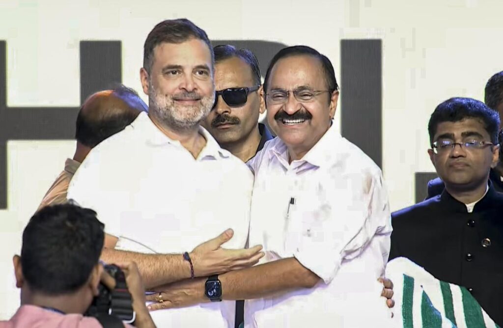 UDF finalises Kerala Cabinet , 5 ministers for IUML UDF finalises Kerala Cabinet , 5 ministers for IUML