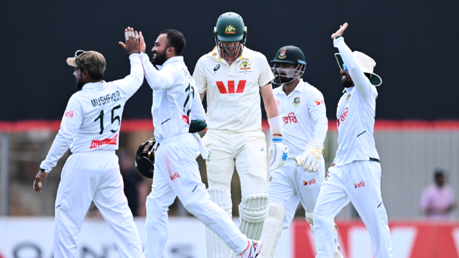 Bangladesh defeats Australia with 9-wicket in 1st Test