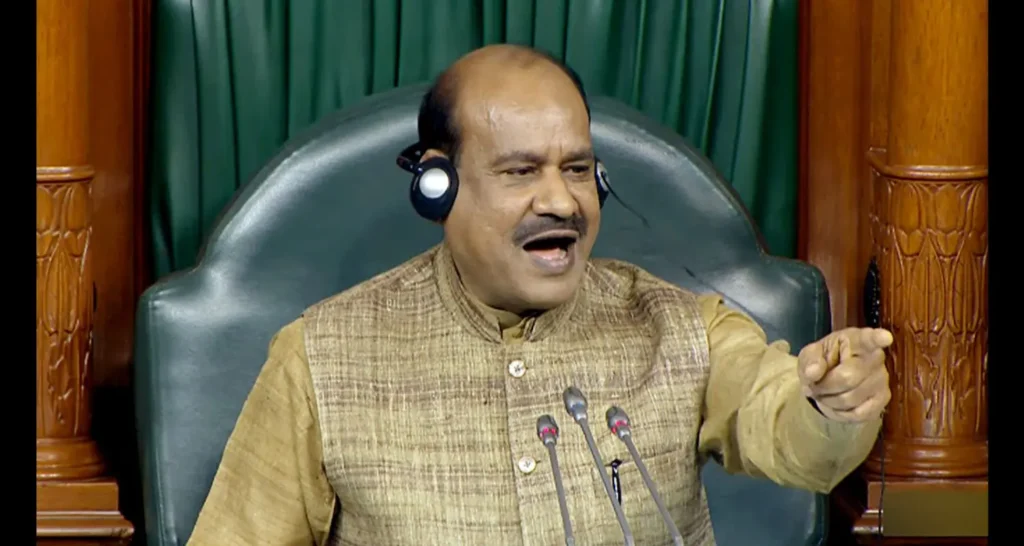 Lok Sabha Speaker asks 20 Rebel TMC MPs to answer the Disqualification Plea submitted against them to Supreme Court within 7 days