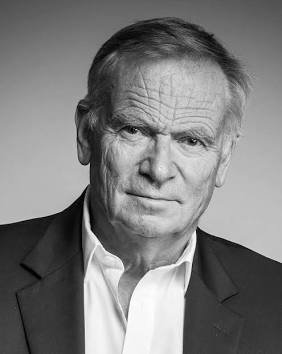 Jeffrey Archer Dies at 86 on the Eve of His Final Novel, Ending a Life of High Drama, Scandal, and 300 Million Bestsellers